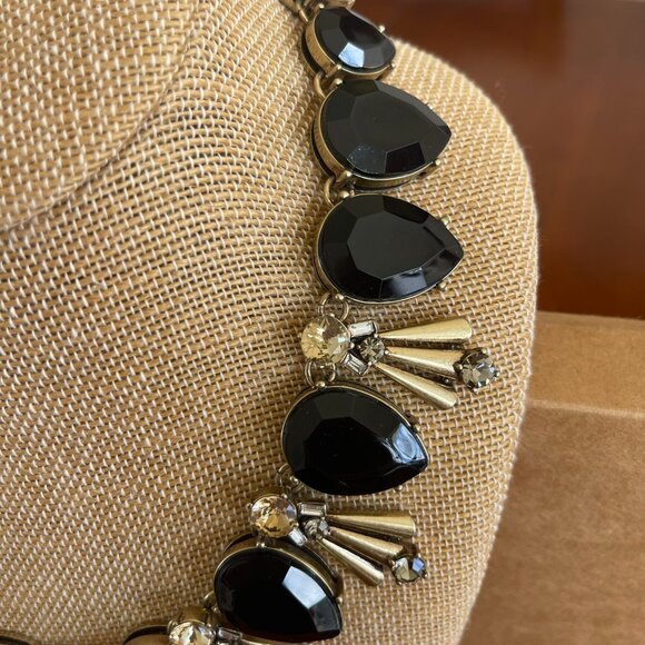 Chloe & Isabel Deco Necklace Gold Tone Crystal Black Faceted Stone Bib Statement - Picture 7 of 10